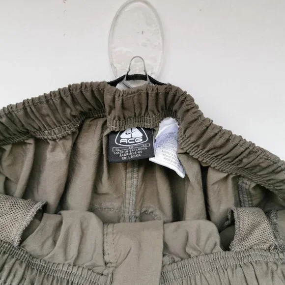 SOLD - Vintage Nike Acg PARACHUTE CARGO PANTS (Size XL) - Picture 4 of 4